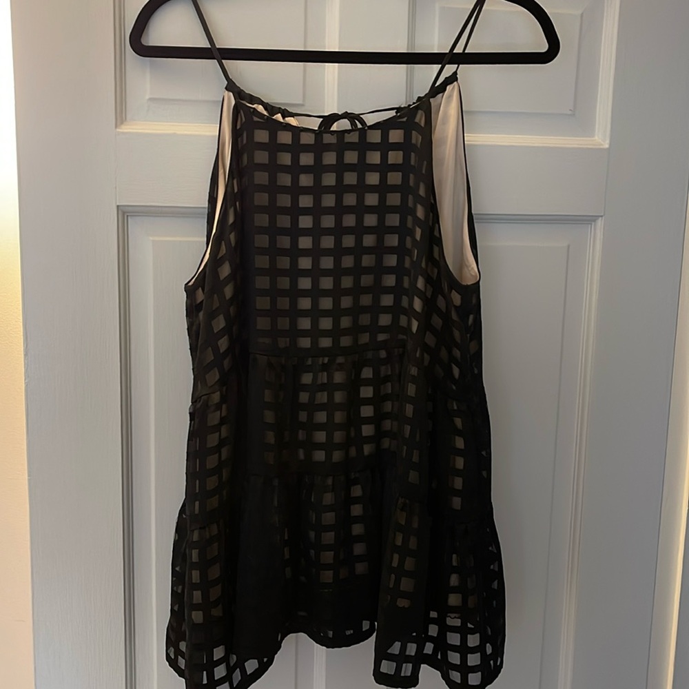 NWT HD in Paris whimsical black and tan blouse with tiered bottom